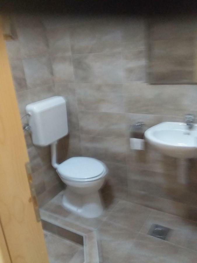 Tara Inn Resort Bastasi Экстерьер фото