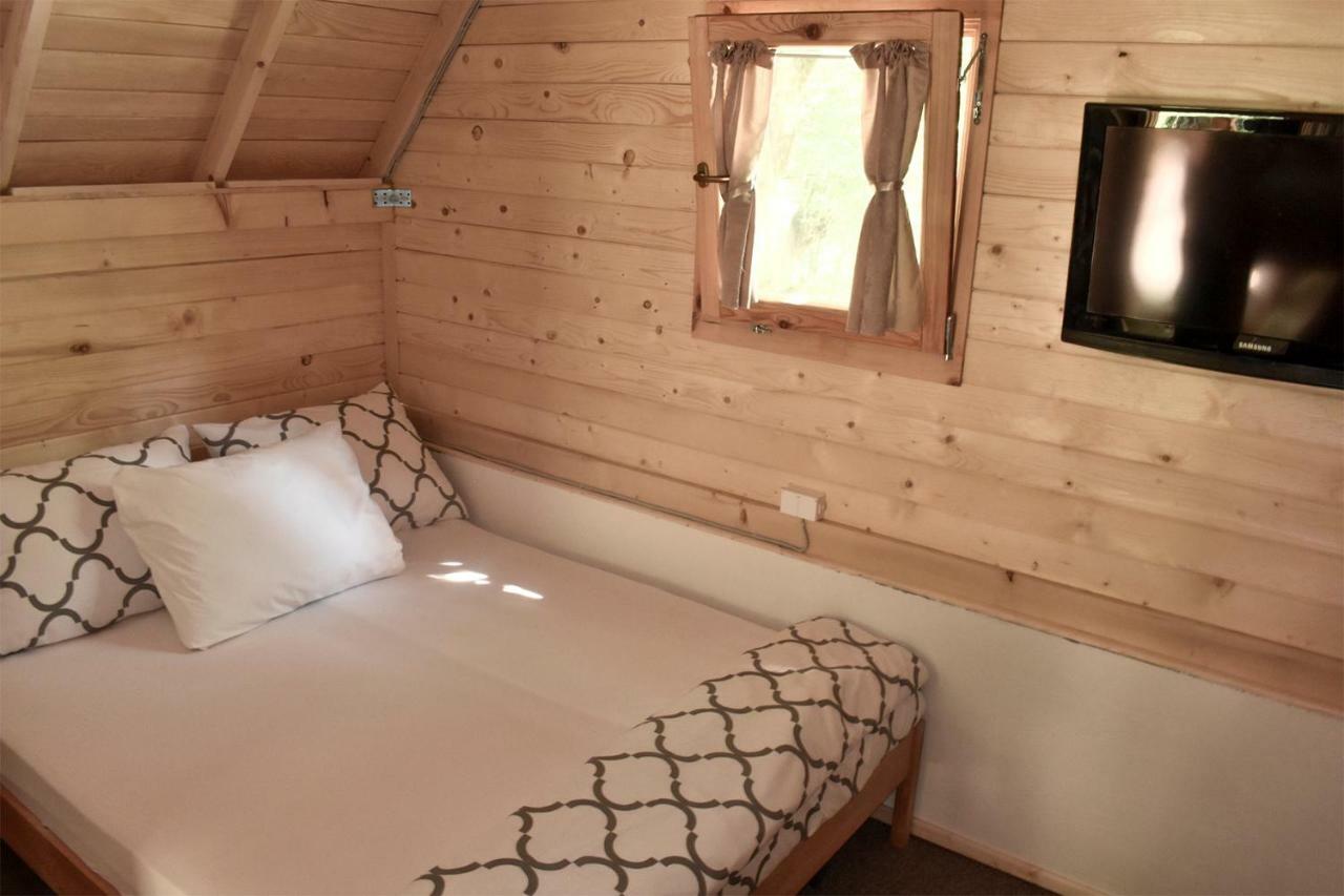 Tara Inn Resort Bastasi Экстерьер фото
